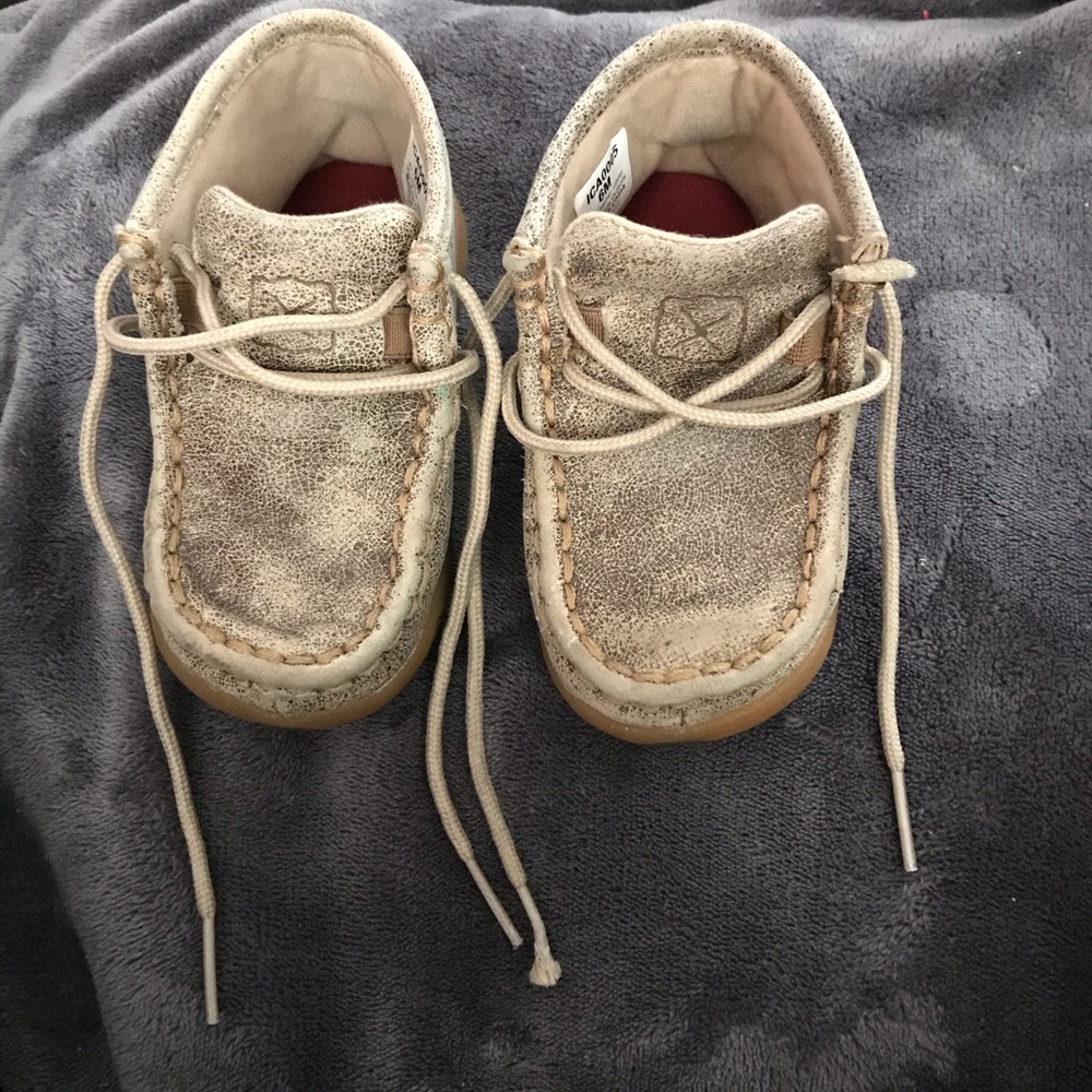 Teisted X shoes size 6mo
